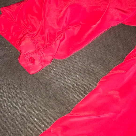 Red silky blouse - Picture 2 of 5